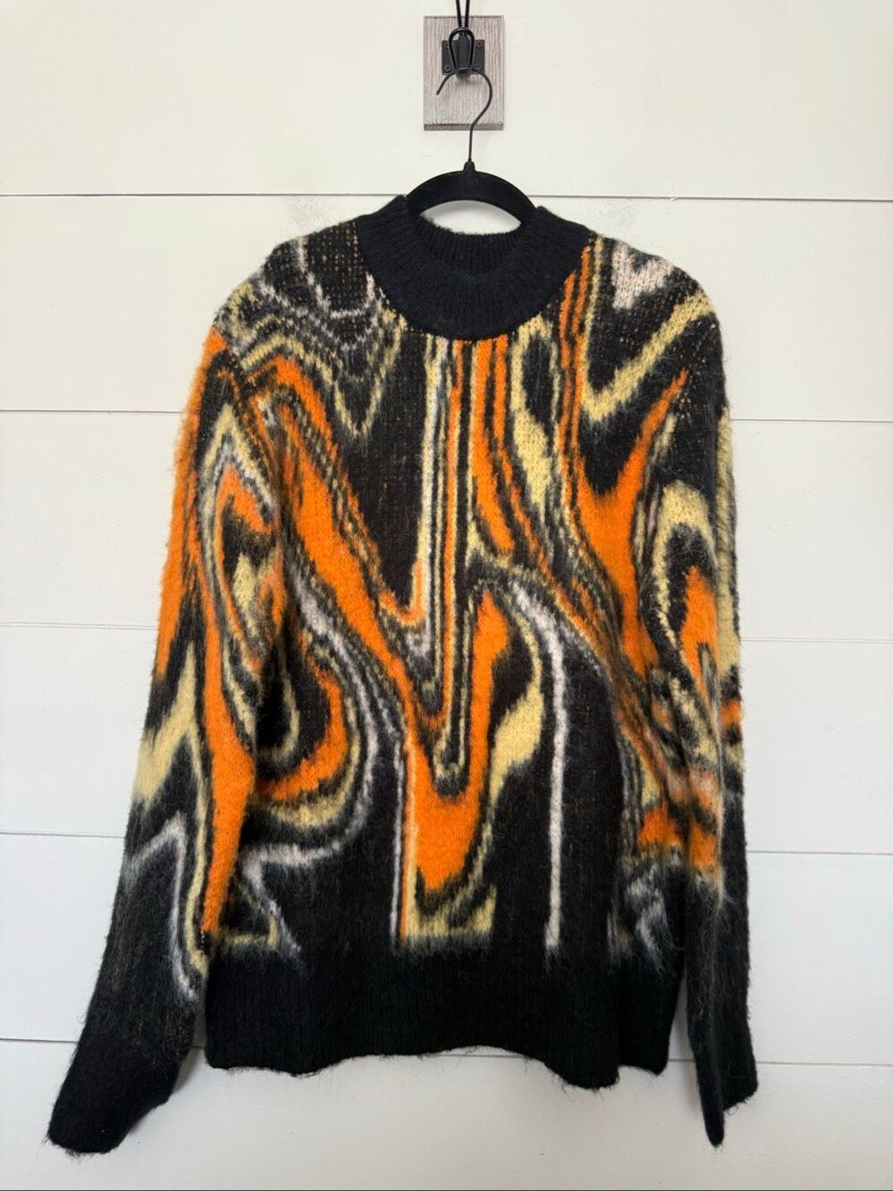 Izo Dae Adult Medium Abstract Geometric Crewneck Sweater Bold Print Funky Retro